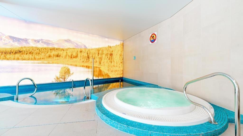 Stone Hill C38 Apart Invest- Z Dostepem Do Basenu, Sauny シクラルスカ・ポレンバ エクステリア 写真